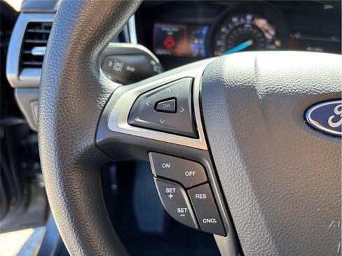 Used 2020 Ford Fusion SE image 23