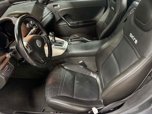 Used 2008 Saturn Sky Red Line image 2