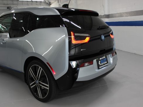 Used 2015 BMW i3 image 9