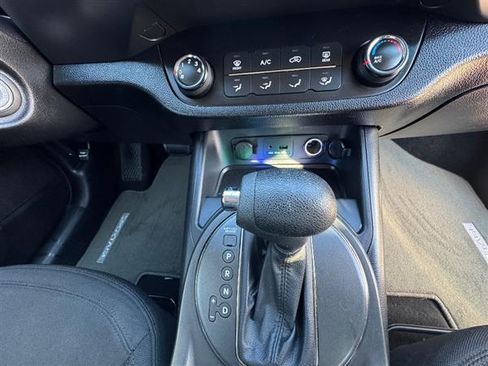 Used 2013 Kia Sportage LX image 14