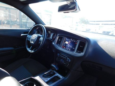 Used 2023 Dodge Charger SXT image 22