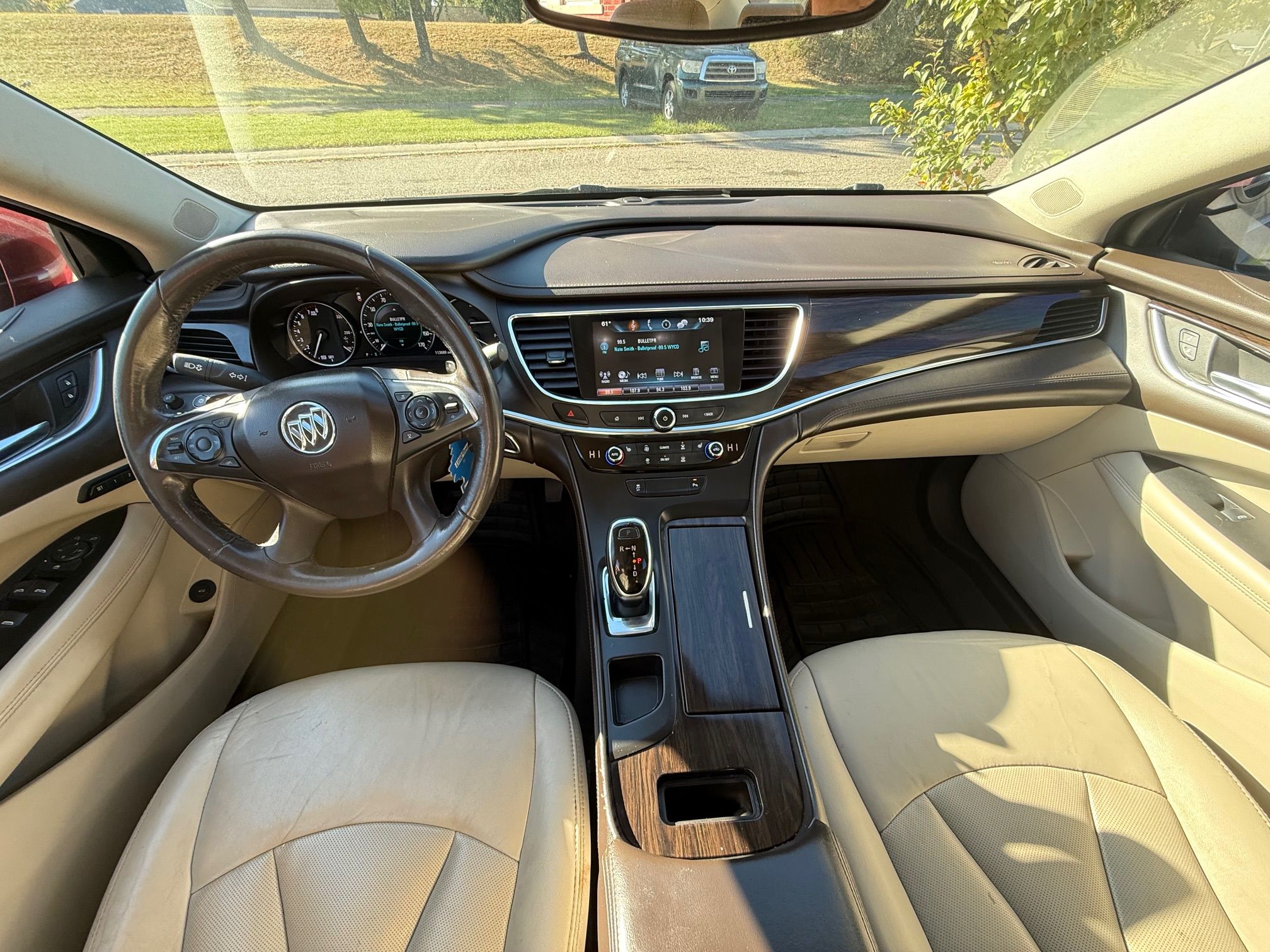 Used 2017 Buick LaCrosse Essence FWD image 9