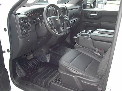 Used 2024 Chevrolet Silverado 1500 W/T AWD/4WD image 14