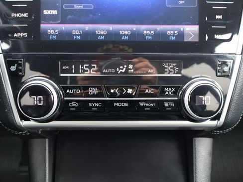 Used 2019 Subaru Outback 3.6R Limited image 18