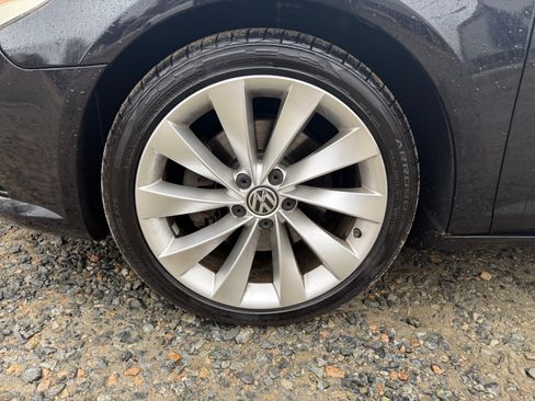 Used 2012 Volkswagen CC Lux image 19