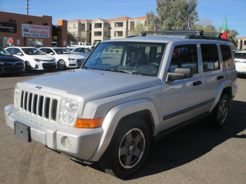 Used 2006 Jeep Commander Sport image 18