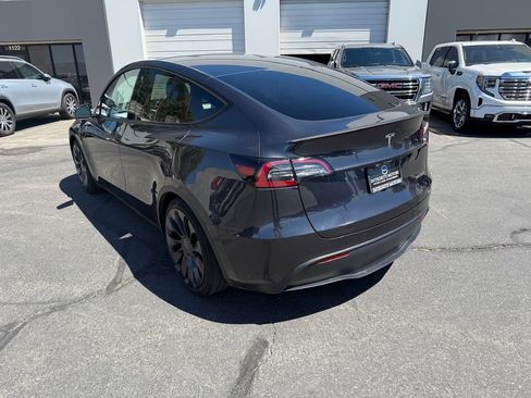 Used 2024 Tesla Model Y Performance image 7