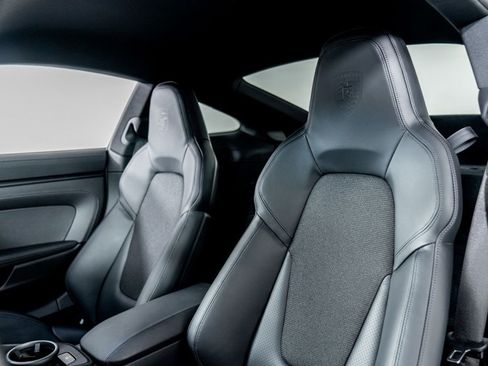 Used 2022 Porsche 911 GT3 Touring image 10