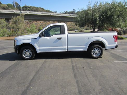 Used 2016 Ford F150 XL image 2