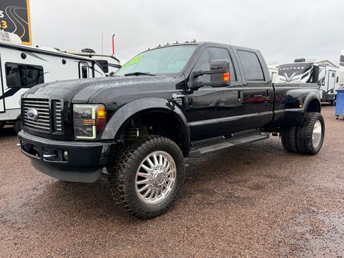 Used 2010 Ford F450 Harley-Davidson image 2