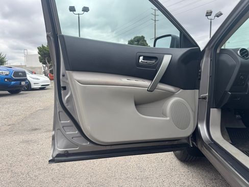 Used 2013 Nissan Rogue AWD image 24