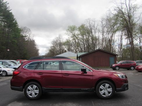 Used 2015 Subaru Outback 2.5i AWD/4WD image 8