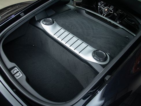 Used 2016 Porsche Cayman GT4 image 34