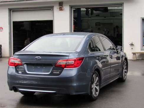 Used 2015 Subaru Legacy 2.5i Limited AWD/4WD image 6