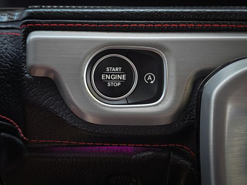 Used 2019 Mercedes-Benz G 550 G 550 image 19