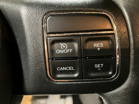 Used 2014 Jeep Wrangler Unlimited Rubicon image 13