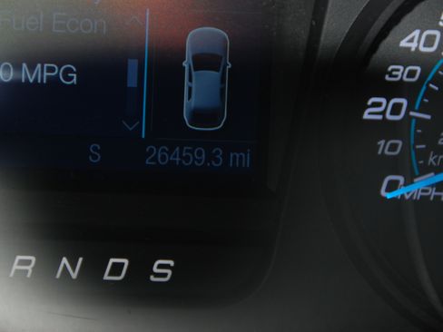 Used 2018 Ford Taurus SE FWD image 26