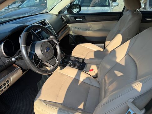 Used 2018 Subaru Outback 2.5i Limited AWD/4WD image 15