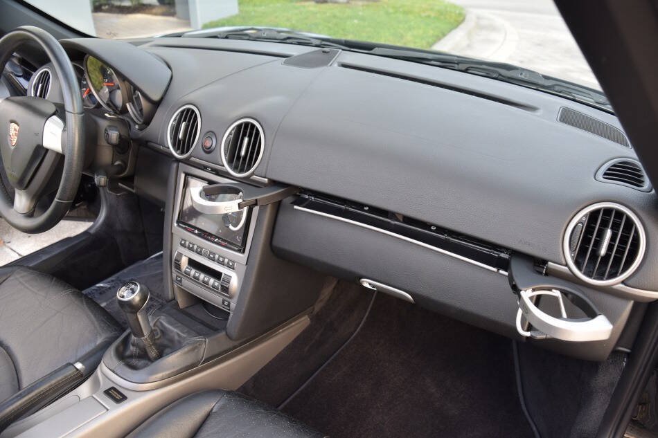 Used 2006 Porsche Boxster RWD image 56