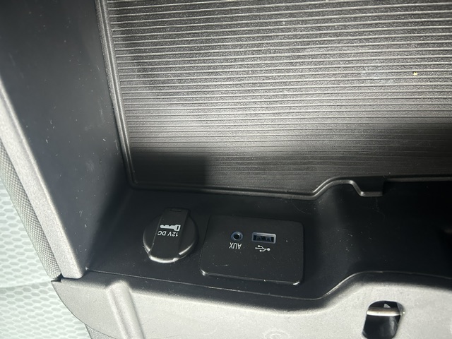 Used 2016 RAM 2500 4x4 Crew Cab ST image 46