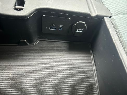 Used 2016 RAM 2500 4x4 Crew Cab ST image 46