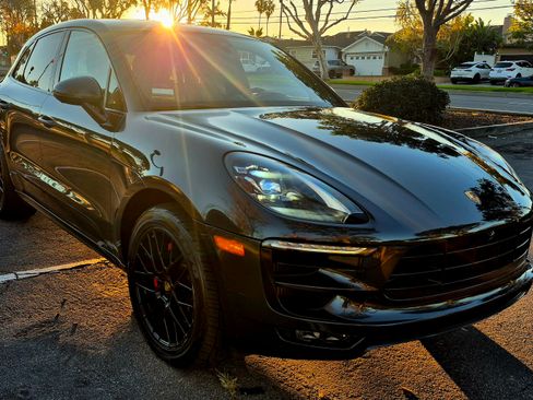 Used 2018 Porsche Macan GTS image 9