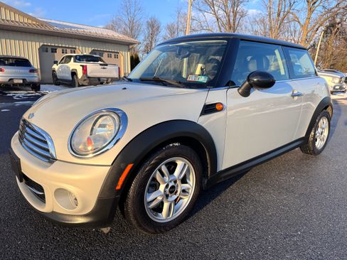 Used 2012 MINI Cooper image 1