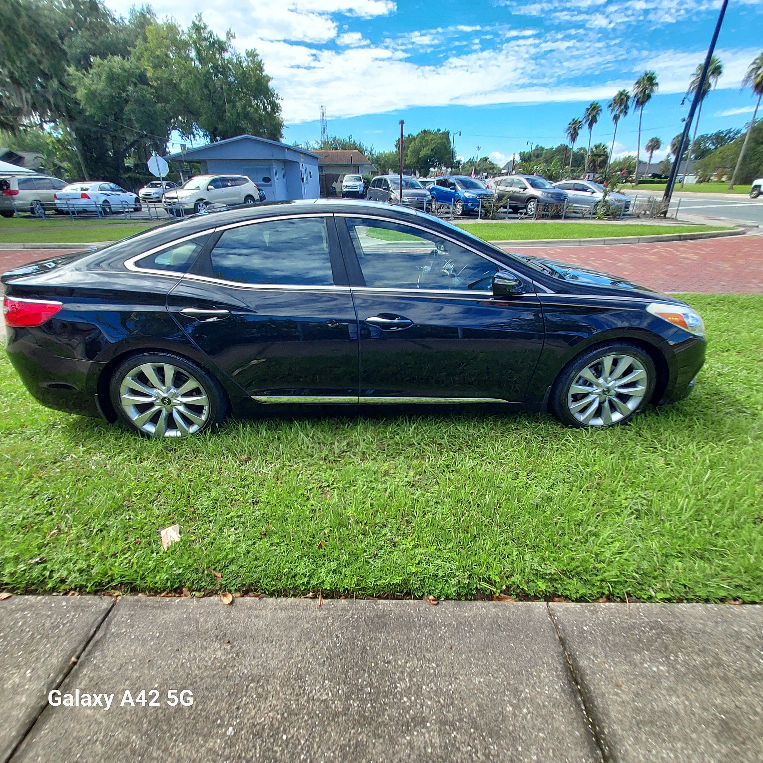 Used 2013 Hyundai Azera UNAVAIL FWD image 4