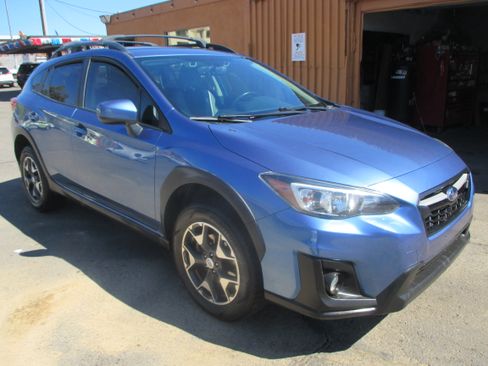 Used 2018 Subaru Crosstrek 2.0i Premium image 16