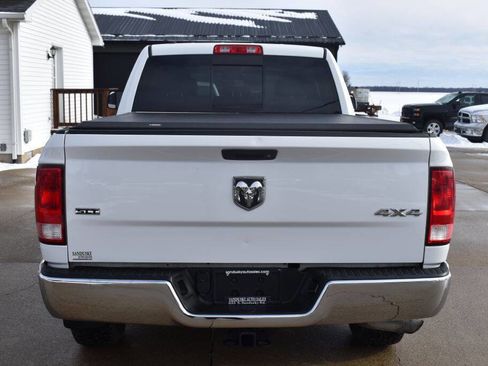 Used 2017 RAM 1500 Classic SLT image 4