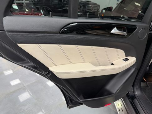 Used 2015 Mercedes-Benz ML 63 AMG image 29