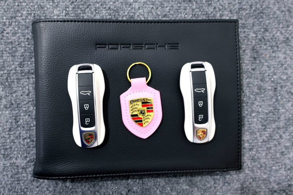 Used 2024 Porsche 911 Carrera 4S AWD/4WD image 23