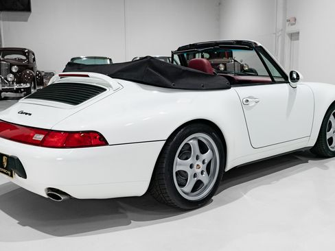 Used 1995 Porsche 911 Carrera image 8