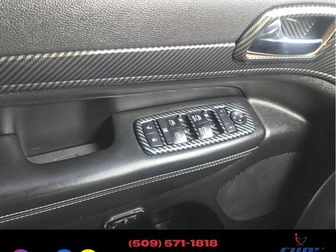 Used 2015 Jeep Grand Cherokee Limited image 15