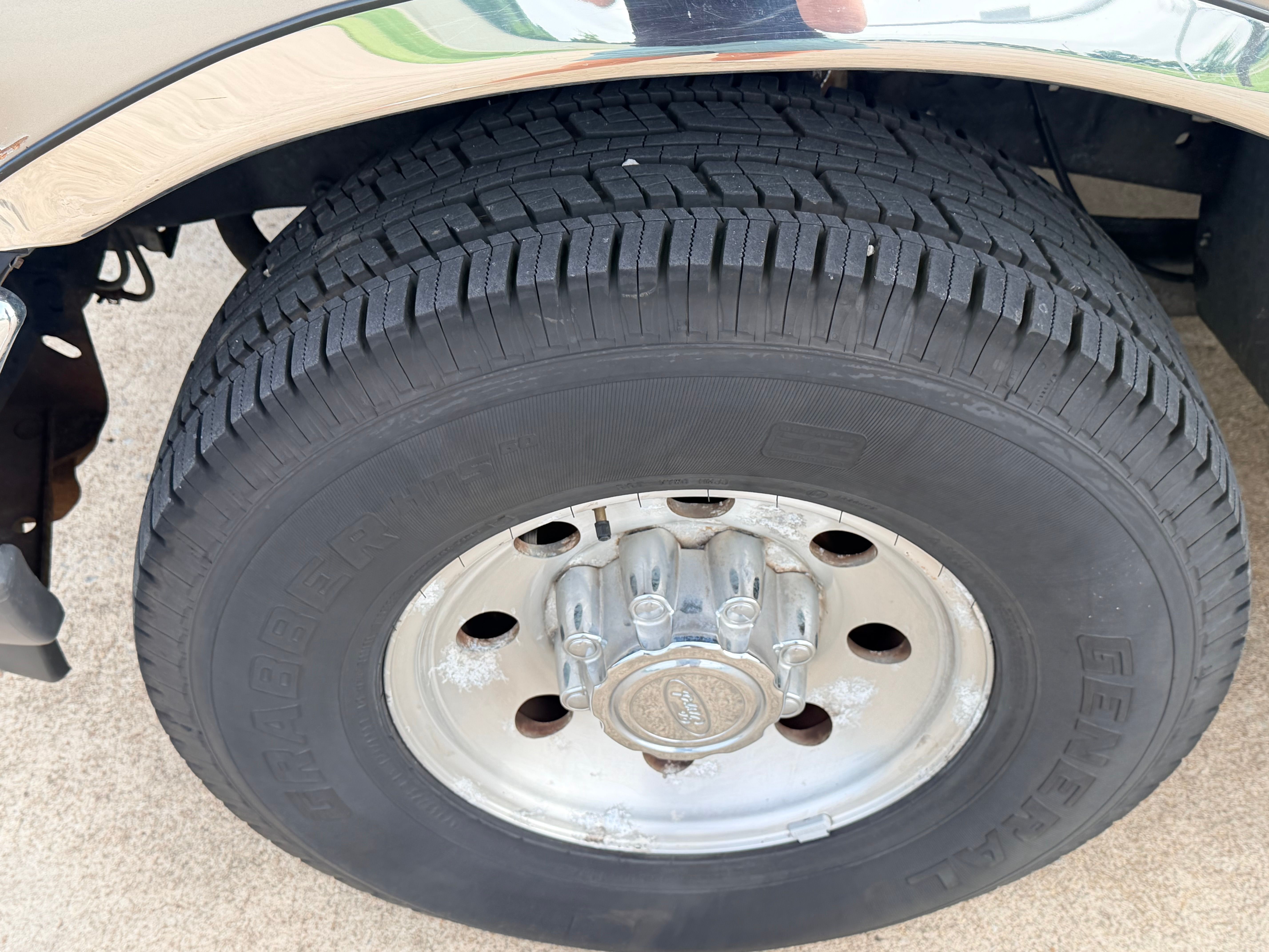 Used 2000 Ford Excursion 2WD XLT image 24