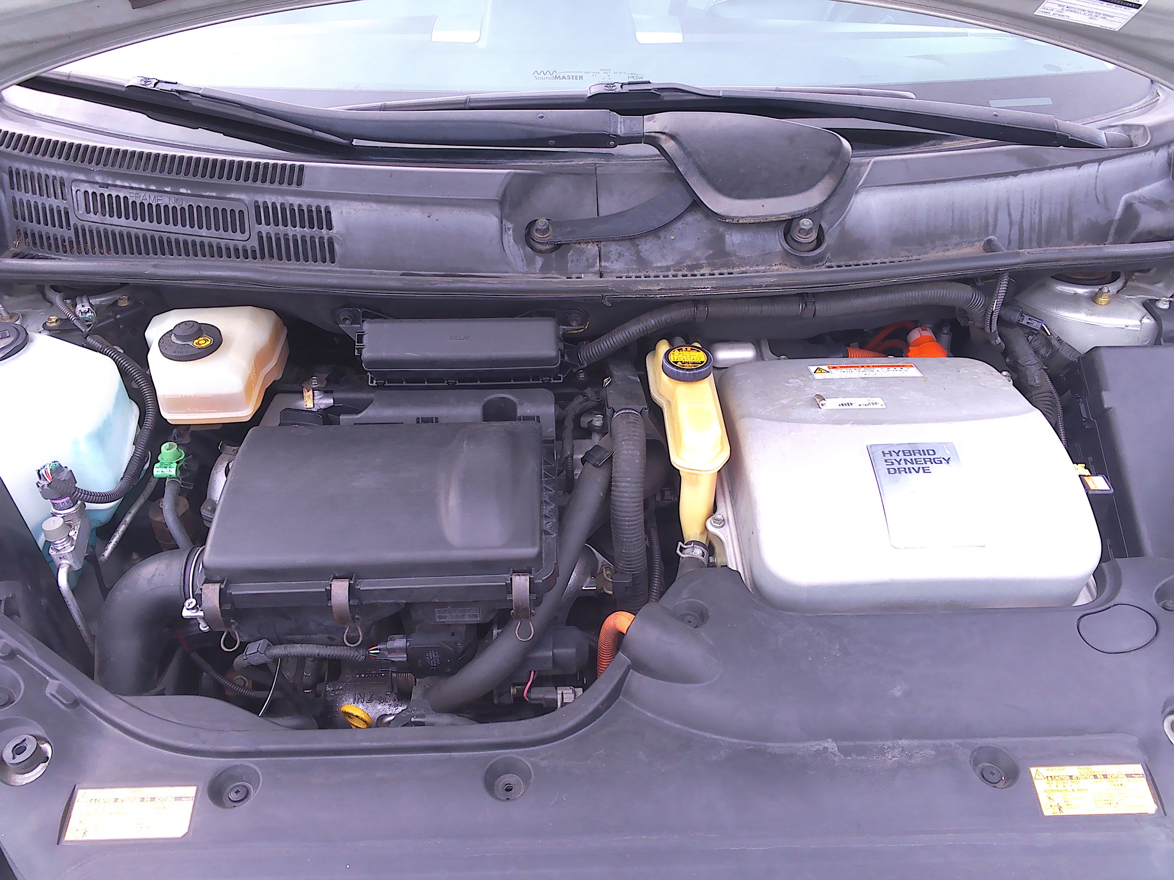 Used 2005 Toyota Prius Two FWD image 35
