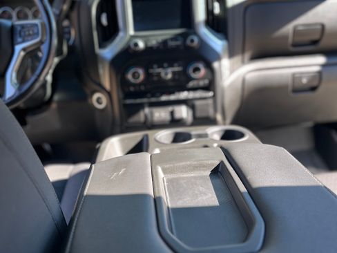 Used 2019 Chevrolet Silverado 1500 RST image 12