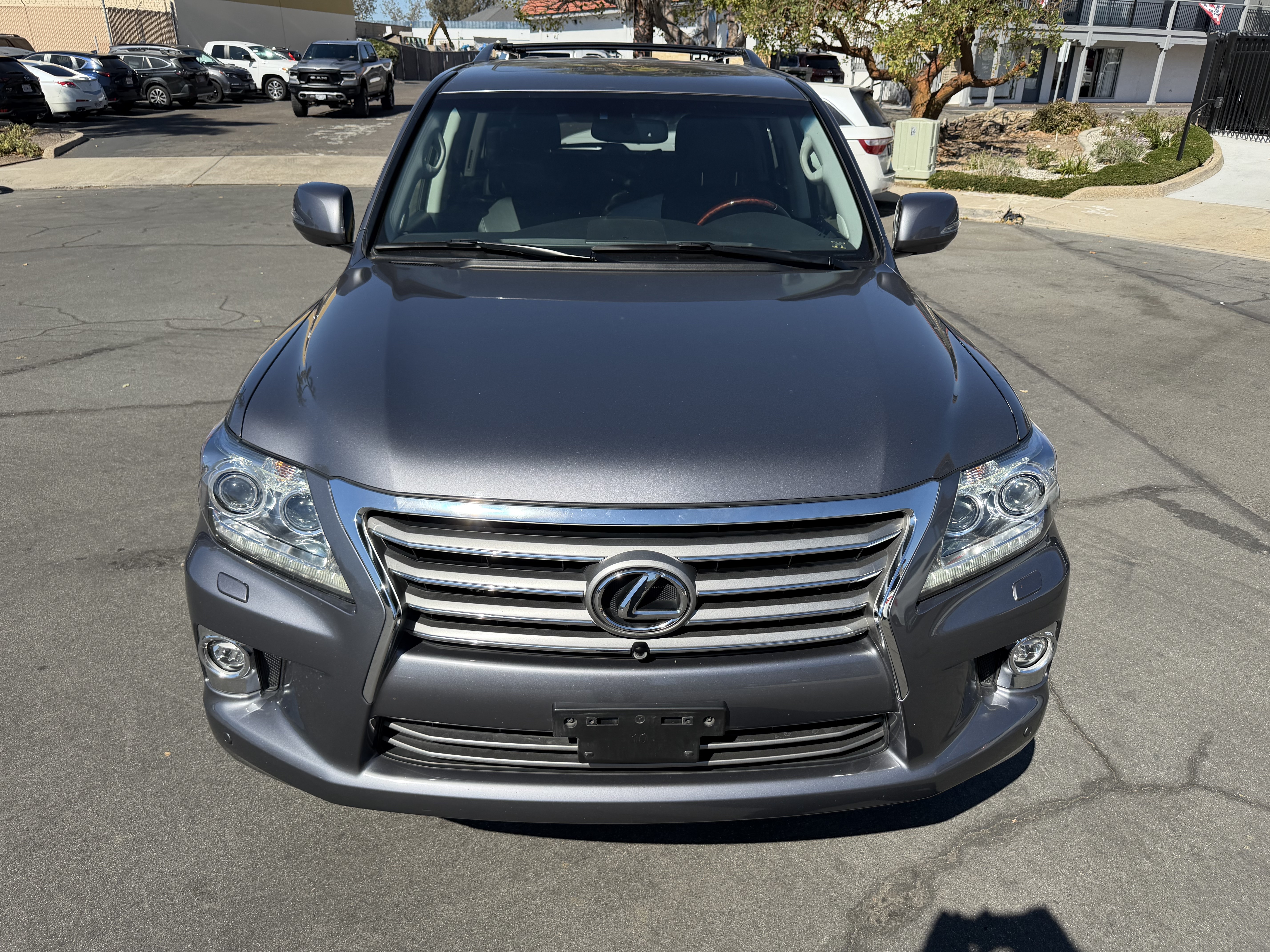 Used 2015 Lexus LX 570 4WD image 19