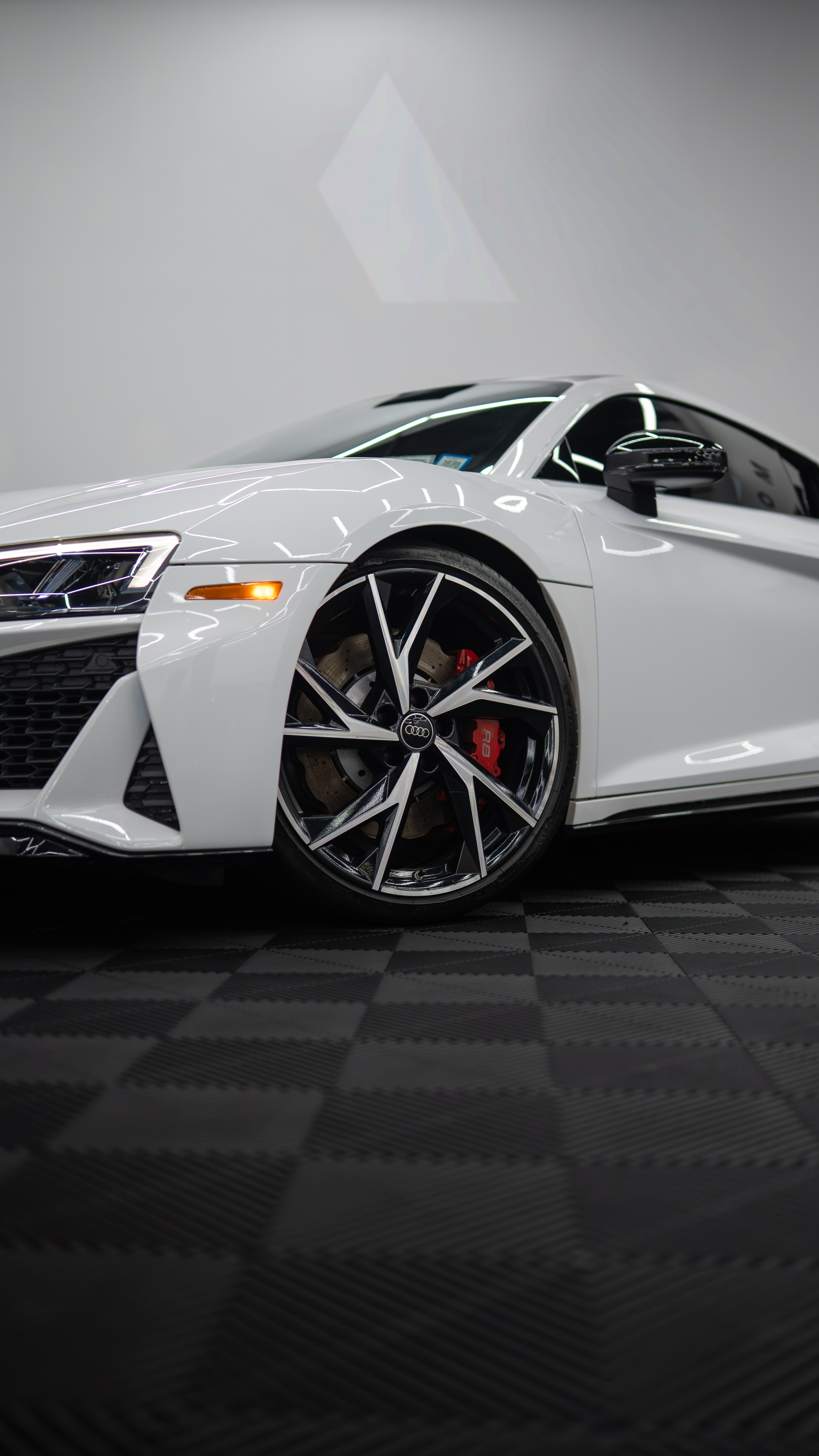 Used 2023 Audi R8 V10 performance Coupe RWD image 5