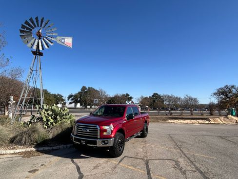Used 2015 Ford F150 FX4 image 2