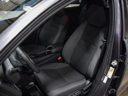 Used 2019 Honda HR-V Sport image 17