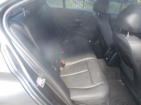 Used 2015 BMW 328i Sedan RWD image 10