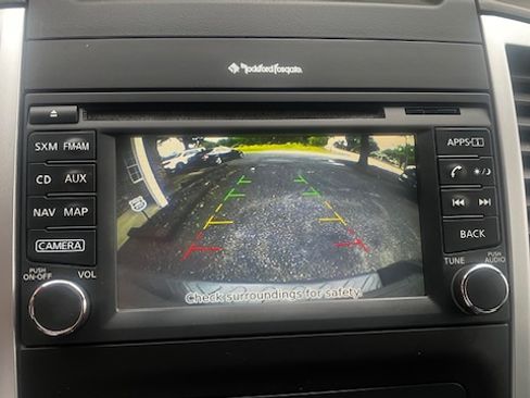 Used 2015 Nissan Xterra 4WD image 13