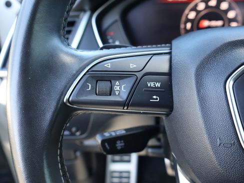 Used 2019 Audi SQ5 Premium Plus image 24