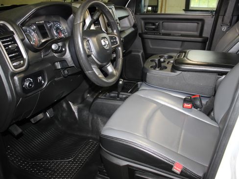 Used 2024 RAM 2500 4x4 Crew Cab Tradesman image 15