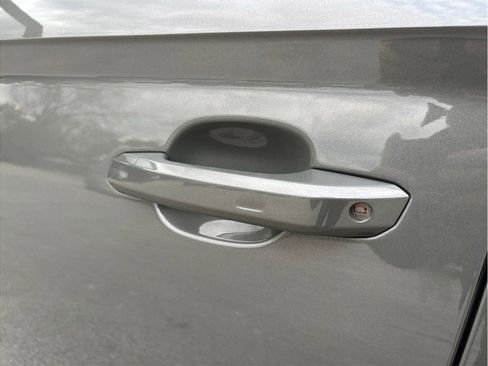 Used 2023 Audi Q5 2.0T Premium image 18