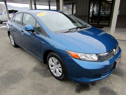 Used 2012 Honda Civic LX image 2