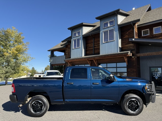 Used 2023 RAM 2500 4x4 Crew Cab Tradesman image 7