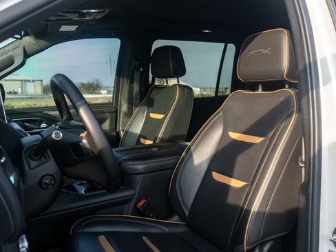 Used 2022 GMC Yukon XL AT4 image 18