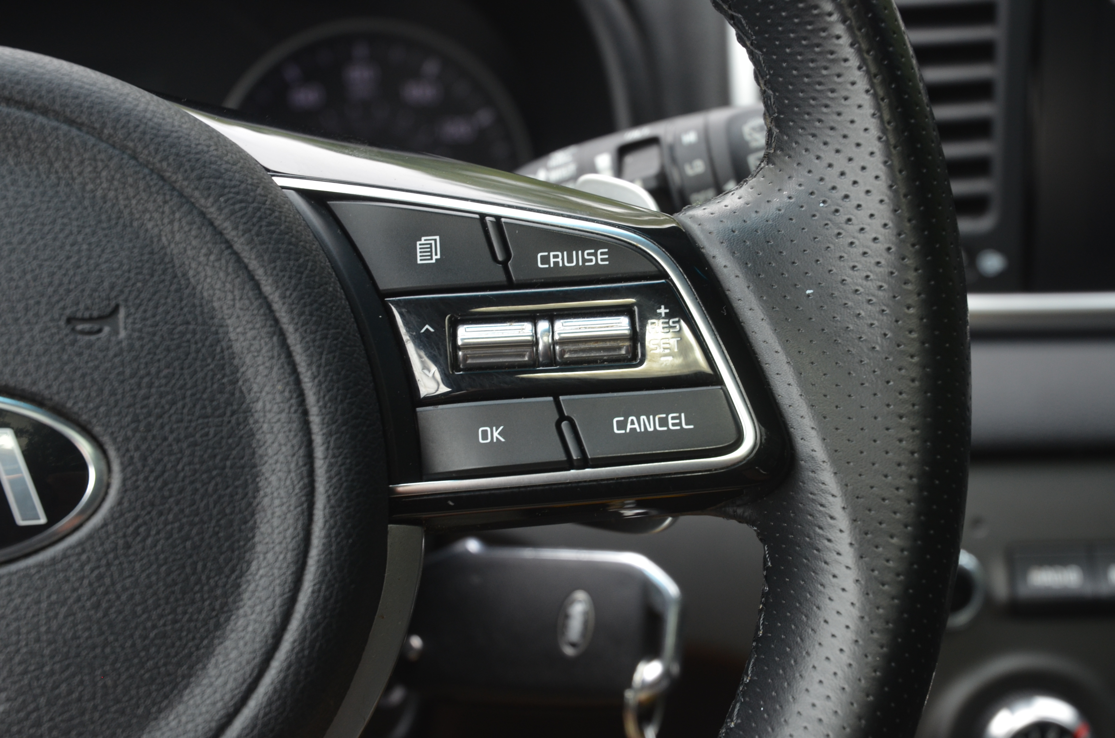 Used 2022 Kia Sportage AWD Nightfall Edition image 15